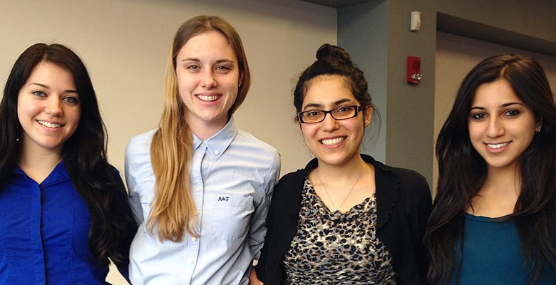 Undergraduate business students at Women BUILD