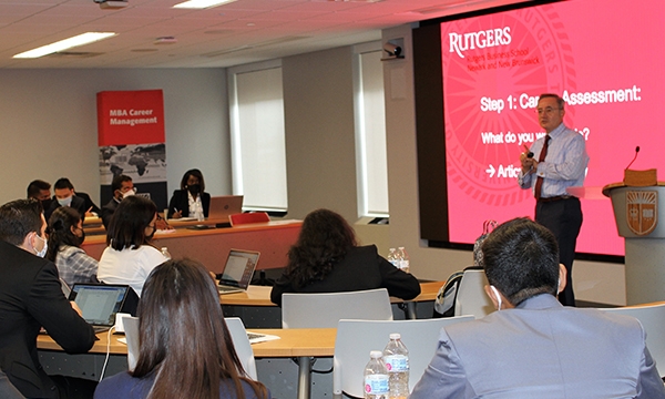 Rutgers MBA students receive full career management expertise
